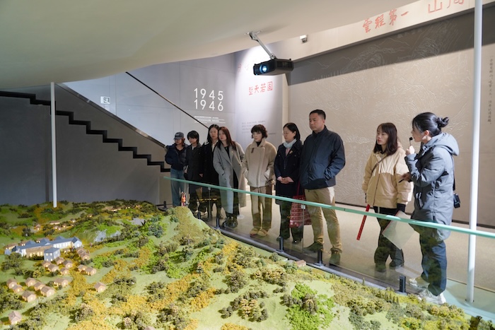 d380b5a3ff504d0eb30244d0be2b642c.jpg 7725189f8b85caf32c237dc04595669a.jpg